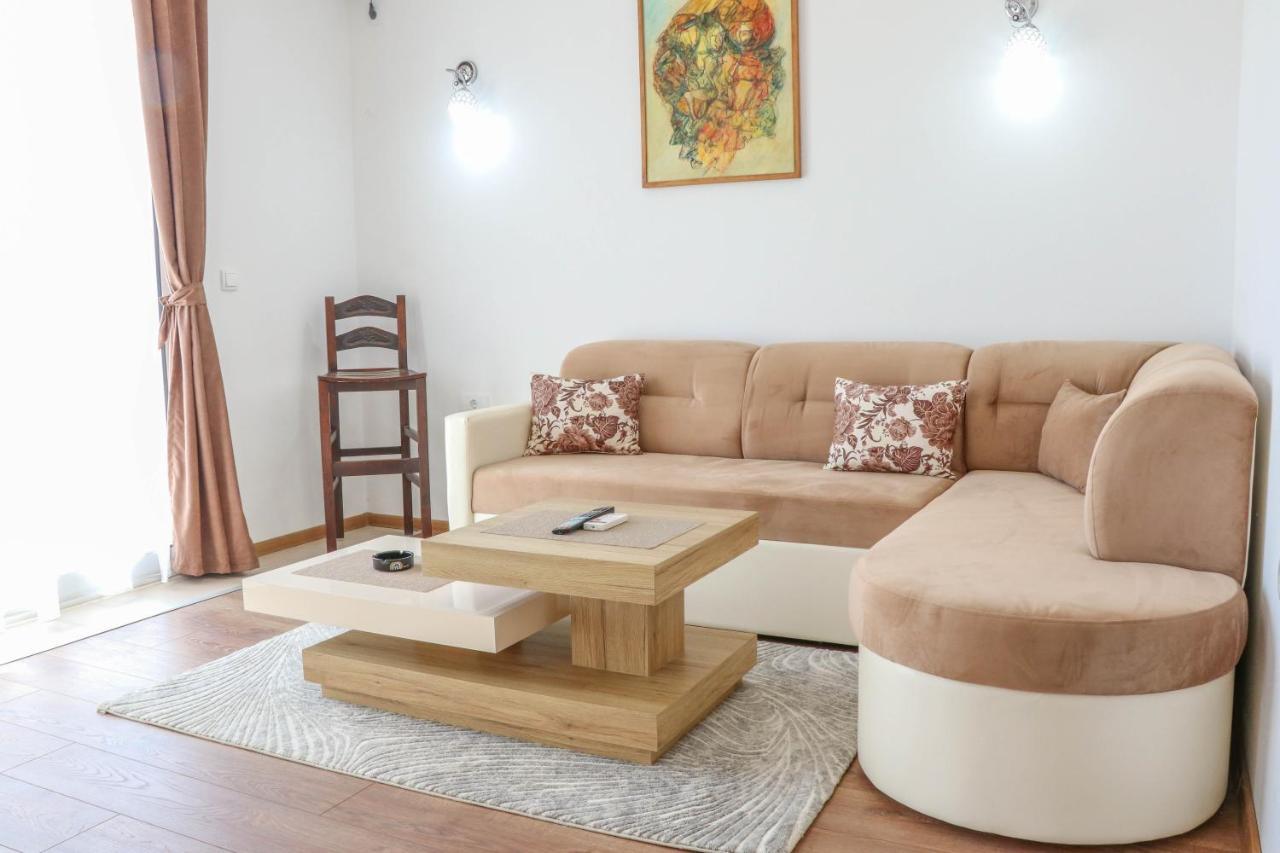B&B Lovac Hasa 2 Ulcinj Esterno foto